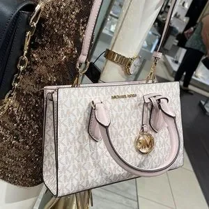 Michael Kors | Bags | Michael Korssheila Small Faux Saffiano Michael Kors | Bags | Michael Korssheila Small Faux Saffiano